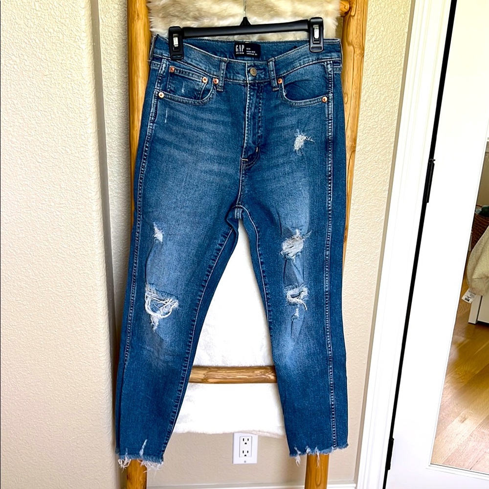 GAP Denim High Rise Vintage Slim, Women’s Size 8/29, Distressed Jeans